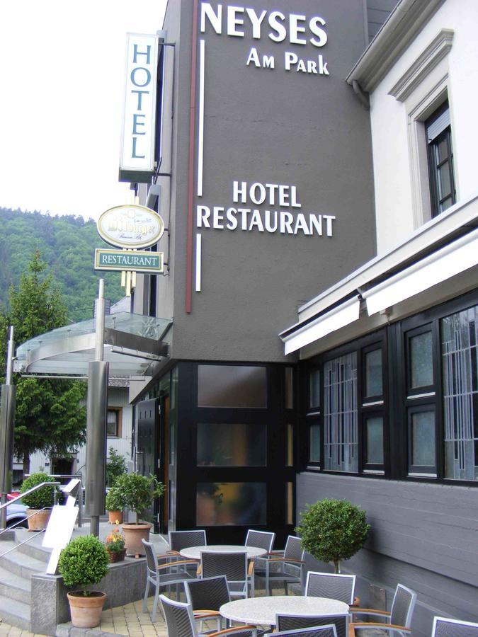 Hotel-Restaurant Neyses Am Park Kordel 외부 사진